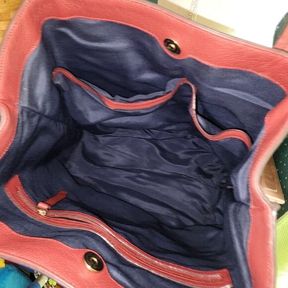 COLE HAAN EUC LRG RED LEATHER TOTE BAG. .. - Picture 6 of 9